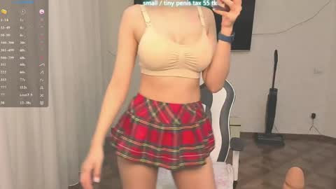 Vanessa online show from May 7, 5:41 pm