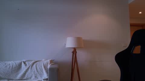 vanessa online show from December 27, 8:45 am