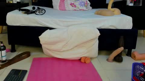 Vanessa Hard online show from February 27, 8:56 pm