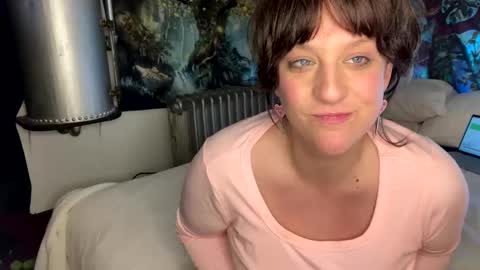 Snapshot of vanessarose24 chatting on March 6, 6:37 pm Vanessa Rose online show from March 6, 6:37 pm