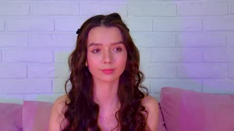 VanessaVienne online show from April 3, 4:36 pm