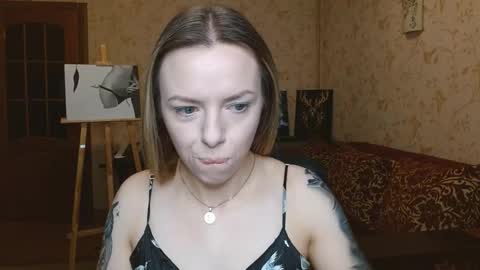 VanillaMuffin online show from October 1, 5:50 am