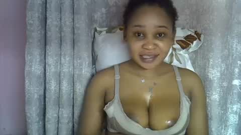 vanillavenus online show from June 29, 1:33 pm