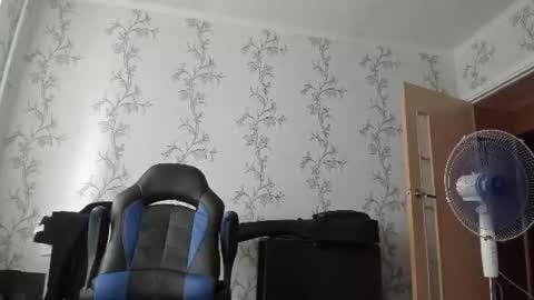 vano_822 online show from June 19, 10:43 am