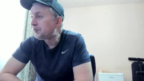 vano_822 online show from May 10, 8:21 am