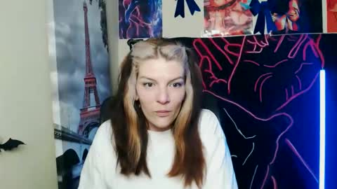 Vanessa online show from June 2, 6:48 am