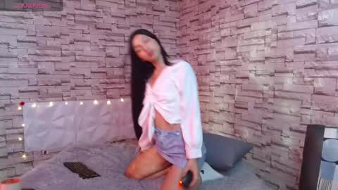 Snapshot of vanse_lust chatting on March 12, 10:39 pm Karuna online show from March 12, 10:39 pm