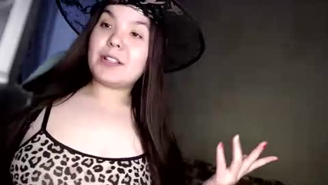 Var Kiss online show from November 1, 9:41 am