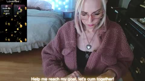 veafreeze online show from October 30, 6:03 am