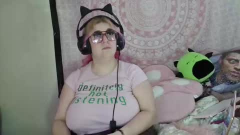 Veronica Lehane online show from February 4, 6:27 pm