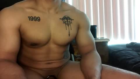 Vegas Love online show from May 4, 8:37 pm