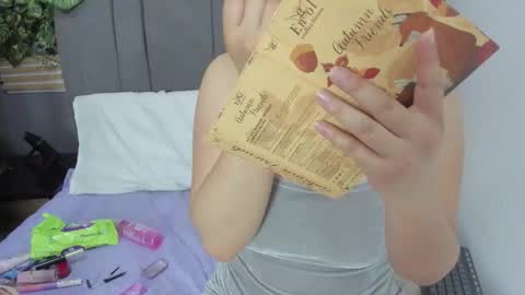 Isabella online show from November 3, 8:32 pm