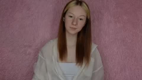 Sophie online show from May 8, 4:34 pm