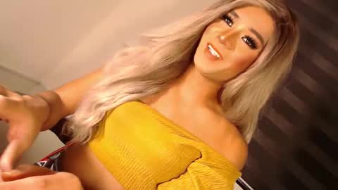 Richy will make you fall in love online show from November 1, 9:25 pm