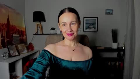 Jasmine online show from January 13, 6:43 am