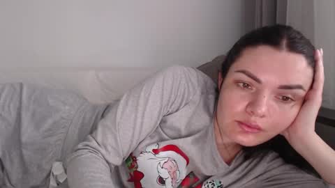 velvetmoon123 online show from February 9, 9:46 am