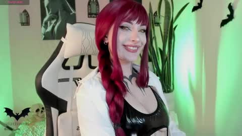 Jess online show from April 26, 4:32 am