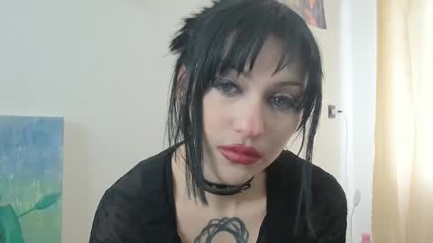 Snapshot of venera_goddess chatting on October 7, 1:29 pm Naly online show from October 7, 1:29 pm