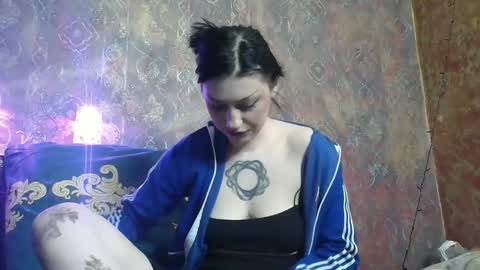 Snapshot of venera_goddess chatting on October 20, 1:05 pm Naly online show from October 20, 1:05 pm