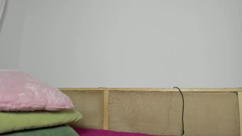 Sofi online show from February 19, 4:00 pm