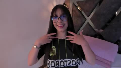 Venus online show from April 13, 1:37 pm