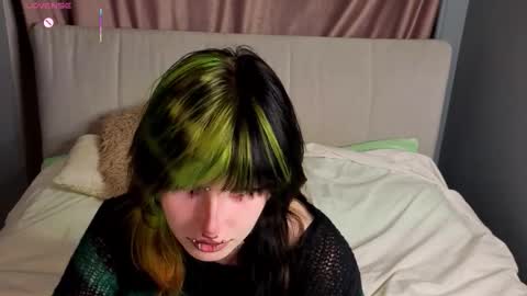 Erica online show from October 19, 8:13 pm