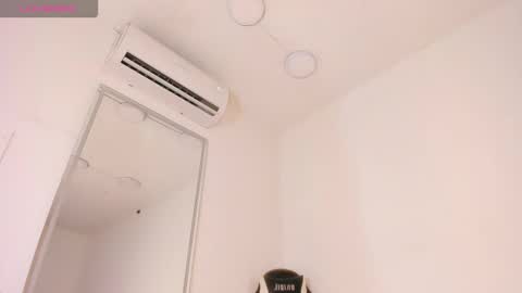 vera online show from January 8, 12:00 pm