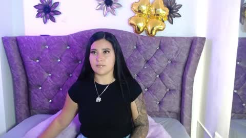 verafox69 online show from March 23, 1:05 pm