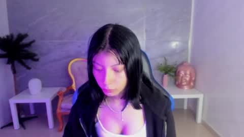 Verana  online show from October 28, 8:10 pm