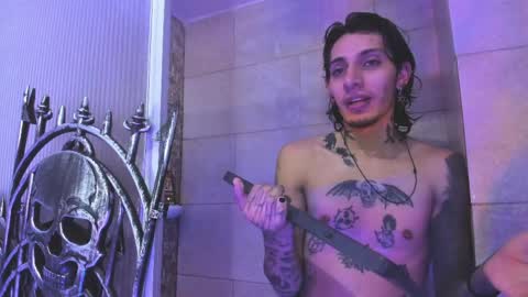 vergil_noir online show from May 10, 5:58 am