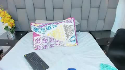 vero8choa online show from June 10, 10:41 pm