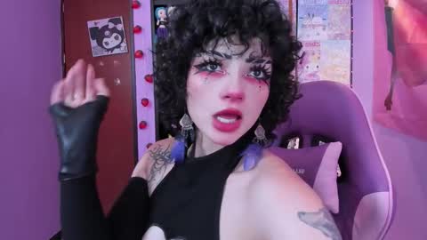     online show from March 15, 12:37 am