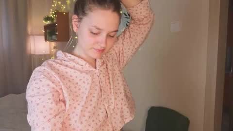 Snapshot of verocat chatting on October 9, 6:30 am Veronica online show from October 9, 6:30 am