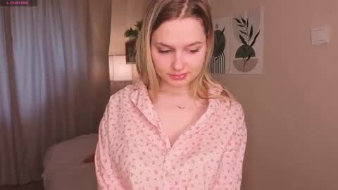 Snapshot of verocat chatting on September 21, 6:17 am Veronica online show from September 21, 6:17 am