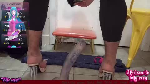 Hmartinez365 online show from February 18, 3:39 am