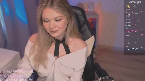 Snapshot of veronaaura chatting on September 18, 4:38 am Tiffany online show from September 18, 4:38 am