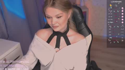 Snapshot of veronaaura chatting on September 27, 9:12 pm Tiffany online show from September 27, 9:12 pm