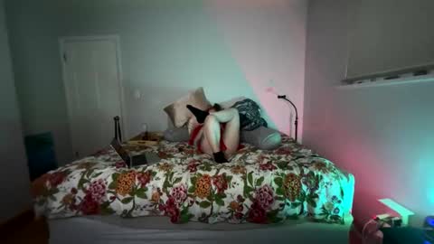 Veronica Lake online show from November 17, 7:44 am