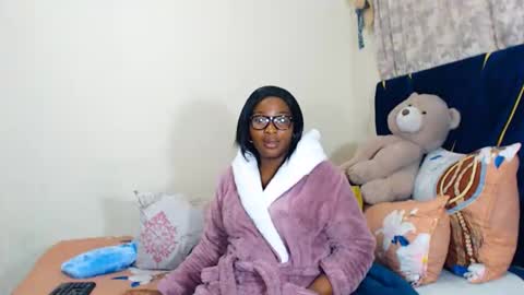 veronicarod1 online show from May 24, 7:20 pm