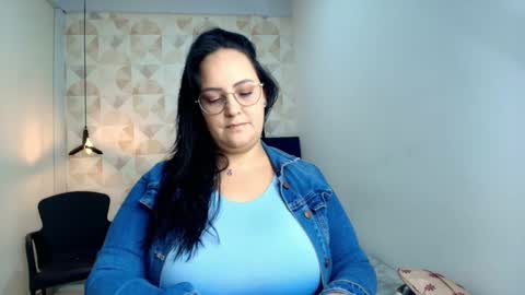 Snapshot of veroniicabbw chatting on October 21, 12:10 pm veroniicabbw online show from October 21, 12:10 pm