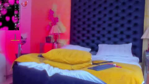 Veronika  online show from May 14, 7:06 am
