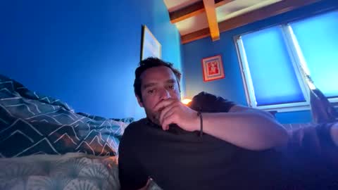 versatilebi7 online show from October 11, 9:25 am