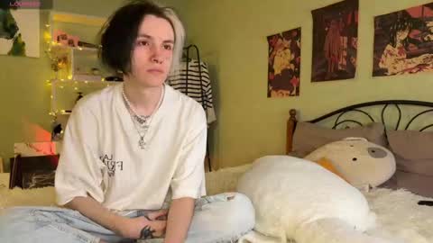 veryraretwins online show from September 26, 4:37 pm