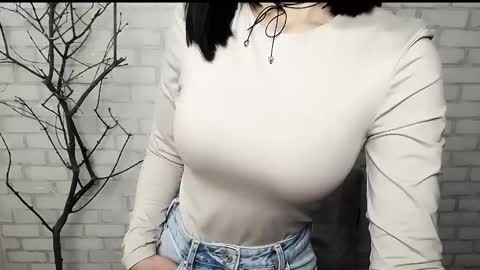 Snapshot of veryveryshygirl chatting on February 11, 11:31 am Ana online show from February 11, 11:31 am