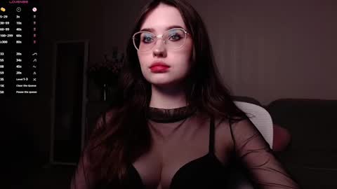 Snapshot of vetta_dey chatting on February 15, 8:54 pm Iva online show from February 15, 8:54 pm