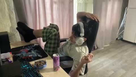 vialeras online show from October 12, 5:44 am