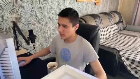 vialeras online show from February 23, 6:49 am