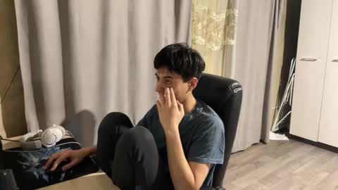 vialeras online show from January 12, 10:28 pm