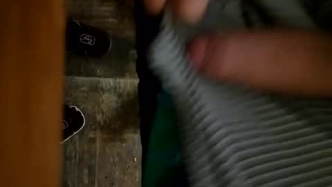 vibez7225 online show from December 15, 1:18 pm