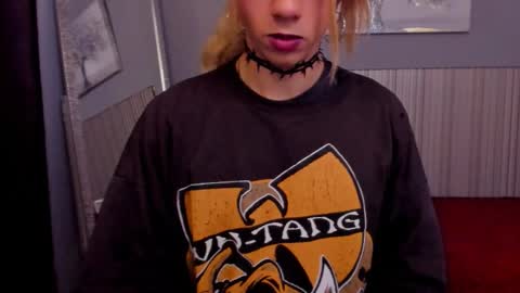  Vicky  online show from March 18, 1:50 pm